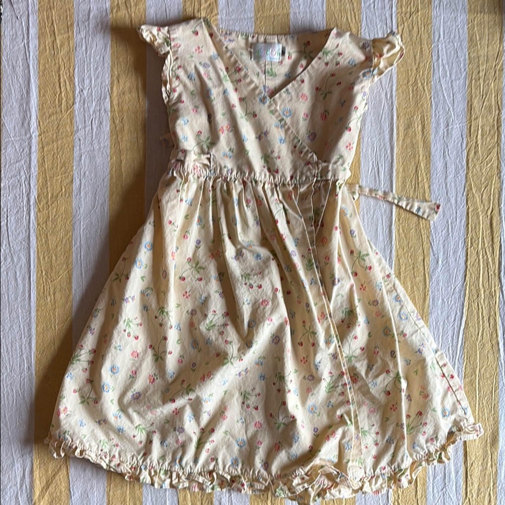 Vintage Floral Wrap Dress with Ruffle Sleeves